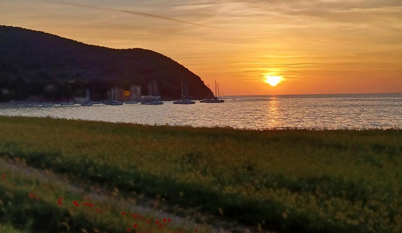 A Casa Di Berna E Tere Apartamento Venturina Terme Exterior foto