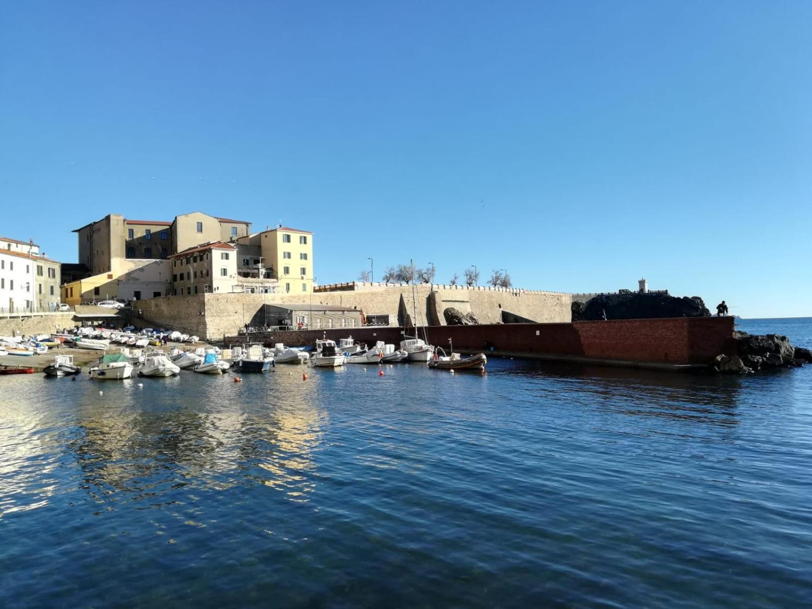 A Casa Di Berna E Tere Apartamento Venturina Terme Exterior foto